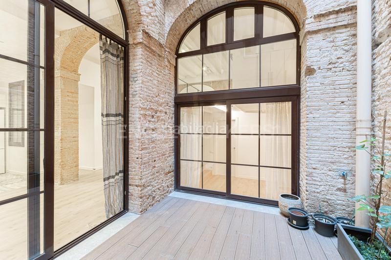 Foto 6bb0a611-3536-4f8f-a6c3-836082f3018d. Apartamento exclusivo estudio tipo loft dúplex en Barcelona Foto 6bb0a611-3536-4f8f-a6c3-836082f3018d. Apartamento exclusivo estudio tipo loft dúplex en Barcelona