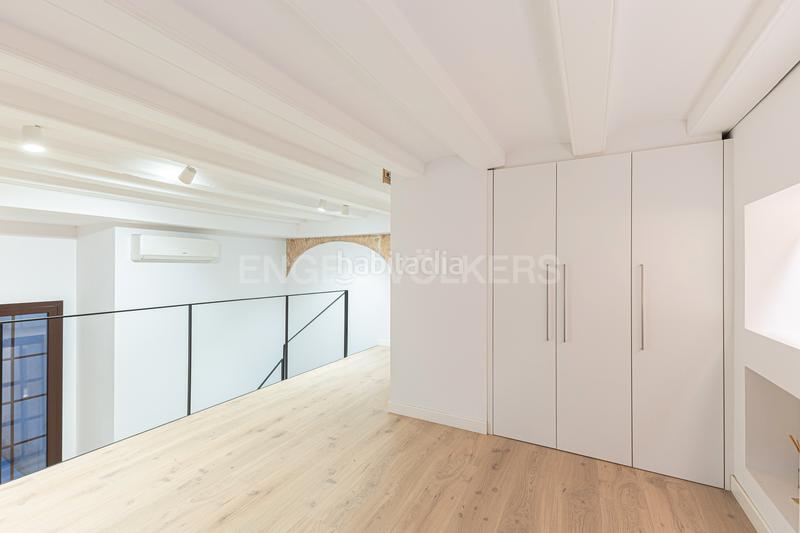 Foto a2fd2b3c-b7f1-4f0b-a69b-e6edd305fb27. Apartamento exclusivo estudio tipo loft dúplex en Barcelona Foto a2fd2b3c-b7f1-4f0b-a69b-e6edd305fb27. Apartamento exclusivo estudio tipo loft dúplex en Barcelona