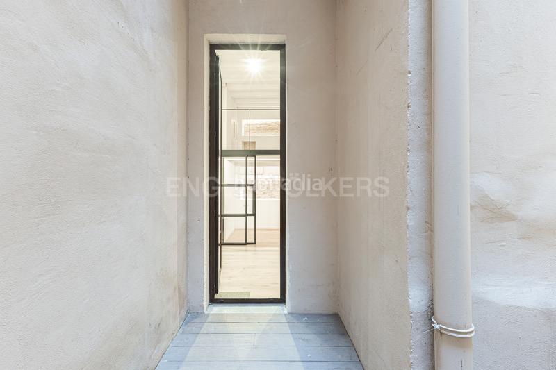 Foto a3735dd5-00ff-481a-939c-ce92efd33e8a. Apartamento exclusivo estudio tipo loft dúplex en Barcelona Foto a3735dd5-00ff-481a-939c-ce92efd33e8a. Apartamento exclusivo estudio tipo loft dúplex en Barcelona