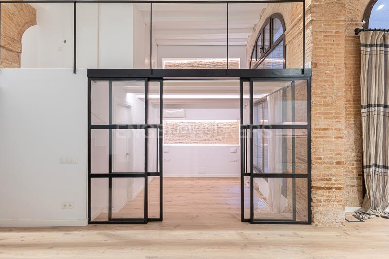 Foto bebf2f85-a121-4386-8f70-c96178da27d8. Apartamento exclusivo estudio tipo loft dúplex en Barcelona Foto bebf2f85-a121-4386-8f70-c96178da27d8. Apartamento exclusivo estudio tipo loft dúplex en Barcelona