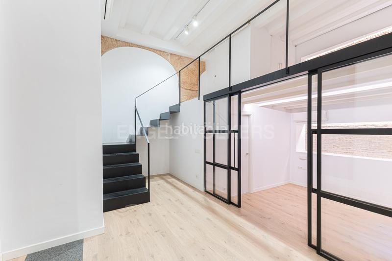 Foto d45227ad-16e1-49cb-8e72-27ba77745539. Apartamento exclusivo estudio tipo loft dúplex en Barcelona Foto d45227ad-16e1-49cb-8e72-27ba77745539. Apartamento exclusivo estudio tipo loft dúplex en Barcelona