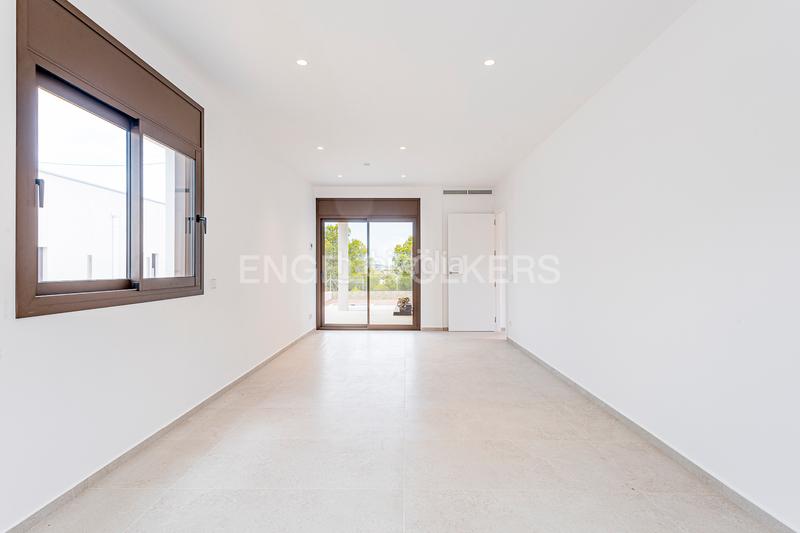 Foto cd7d665b-d754-46b0-b20d-8ed5b31e3f46. Haus mit heizung parking pool in Coma-ruga platja Coma-ruga Foto cd7d665b-d754-46b0-b20d-8ed5b31e3f46. Haus mit heizung parking pool in Coma-ruga platja Coma-ruga