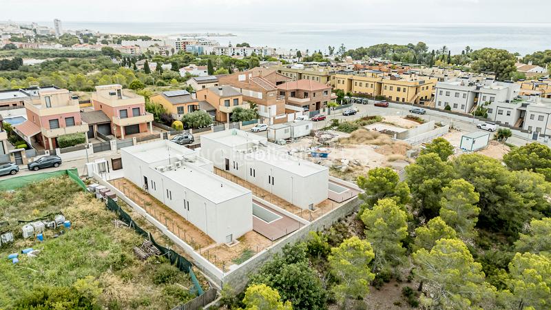 Foto f5e7aec4-25b8-42b6-971f-ccc6adb26fc5. Haus mit heizung parking pool in Coma-ruga platja Coma-ruga Foto f5e7aec4-25b8-42b6-971f-ccc6adb26fc5. Haus mit heizung parking pool in Coma-ruga platja Coma-ruga