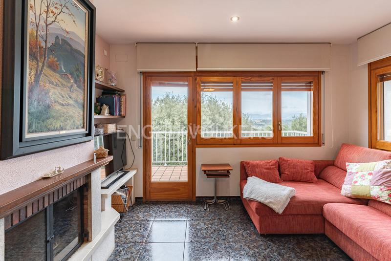 Foto 3fb91690-9193-44d6-87a3-33e0d2530f29. Haus mit heizung parking pool in Santa Maria de Corcó Foto 3fb91690-9193-44d6-87a3-33e0d2530f29. Haus mit heizung parking pool in Santa Maria de Corcó