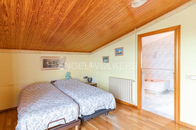 Foto 4ba9ee66-2df9-48cd-8ae1-2872cbe905bf. Haus mit heizung parking pool in Santa Maria de Corcó Foto 4ba9ee66-2df9-48cd-8ae1-2872cbe905bf. Haus mit heizung parking pool in Santa Maria de Corcó