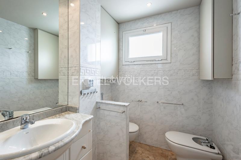 Foto a7159087-0fbd-4385-a138-a3fedc1b090f. Àtic amb calefacció aparcament piscina a Can Pei Sitges Foto a7159087-0fbd-4385-a138-a3fedc1b090f. Àtic amb calefacció aparcament piscina a Can Pei Sitges