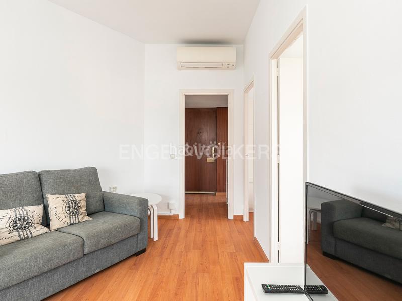 Foto e6ae1cab-f901-469e-82ae-29488e1d37e8. Lloguer apartament amb calefacció a Hostafrancs Barcelona Foto e6ae1cab-f901-469e-82ae-29488e1d37e8. Lloguer apartament amb calefacció a Hostafrancs Barcelona