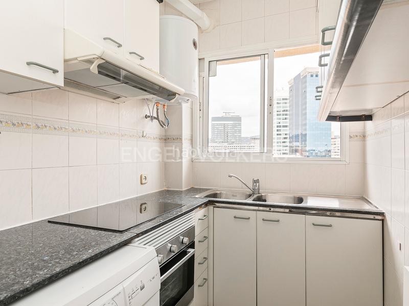 Foto f4910edc-4650-4600-8262-479276d2f392. Lloguer apartament amb calefacció a Hostafrancs Barcelona Foto f4910edc-4650-4600-8262-479276d2f392. Lloguer apartament amb calefacció a Hostafrancs Barcelona