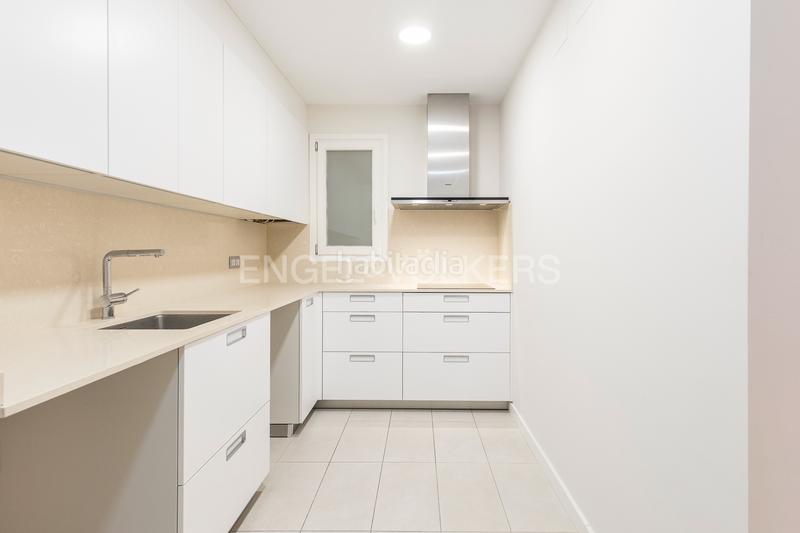 Foto 1df1bc30-dc12-4993-b752-399d7b6c73cd. Apartament amb calefacció a La Nova Esquerra de l´Eixample Barcelona Foto 1df1bc30-dc12-4993-b752-399d7b6c73cd. Apartament amb calefacció a La Nova Esquerra de l´Eixample Barcelona