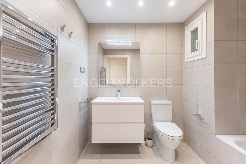 Foto bdc1146a-3805-461a-bb5d-d47d9d4222a3. Apartament amb calefacció a La Nova Esquerra de l´Eixample Barcelona Foto bdc1146a-3805-461a-bb5d-d47d9d4222a3. Apartament amb calefacció a La Nova Esquerra de l´Eixample Barcelona
