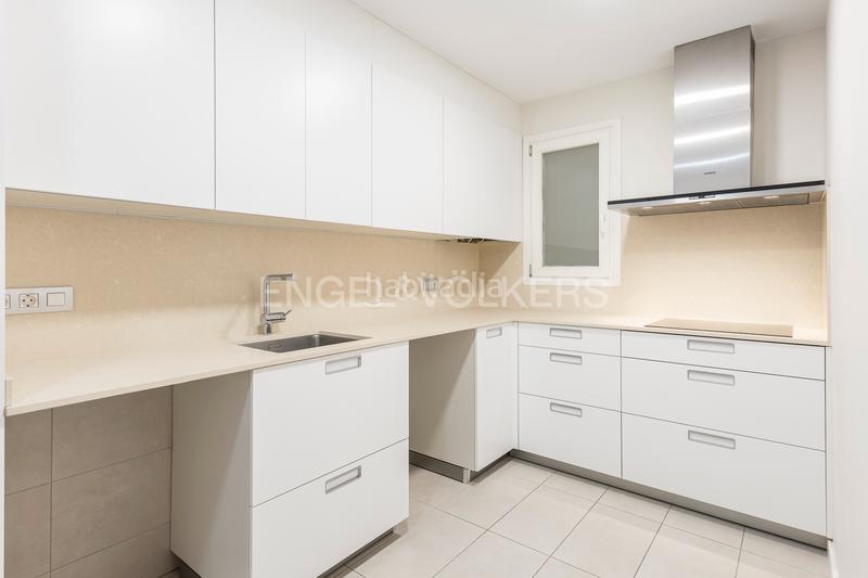 Foto fd56b6bd-c227-4ba5-942f-50ab1c214aa3. Apartament amb calefacció a La Nova Esquerra de l´Eixample Barcelona Foto fd56b6bd-c227-4ba5-942f-50ab1c214aa3. Apartament amb calefacció a La Nova Esquerra de l´Eixample Barcelona