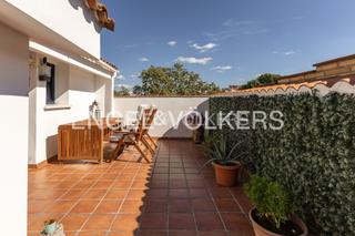 Àtic a Sant Ramón. Exclusivo ático dúplex con terraza y vistas a collserola. Àtic a Sant Ramón. Exclusivo ático dúplex con terraza y vistas a collserola.