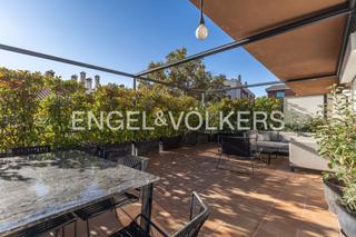 Lloguer Apartament a Tres Torres. Bellísimo piso con una amplia terraza en tres torres Lloguer Apartament a Tres Torres. Bellísimo piso con una amplia terraza en tres torres