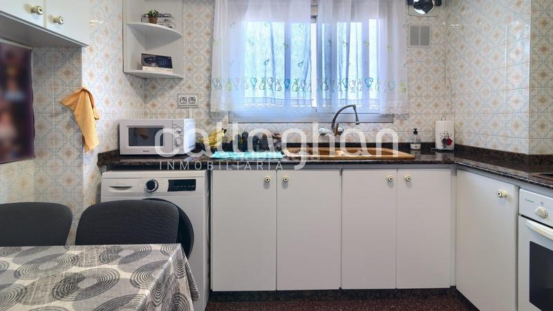 Foto f81a03a3-c870-469f-b7d4-3d3fd0f1ca7c. Pis amb calefacció a Silla Foto f81a03a3-c870-469f-b7d4-3d3fd0f1ca7c. Pis amb calefacció a Silla