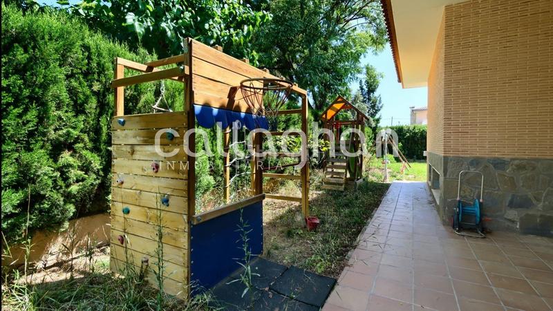 Foto b4d36aff-9822-46a3-a4a3-9ed542220df5. Miete chalet mit parking pool in Serra Foto b4d36aff-9822-46a3-a4a3-9ed542220df5. Miete chalet mit parking pool in Serra