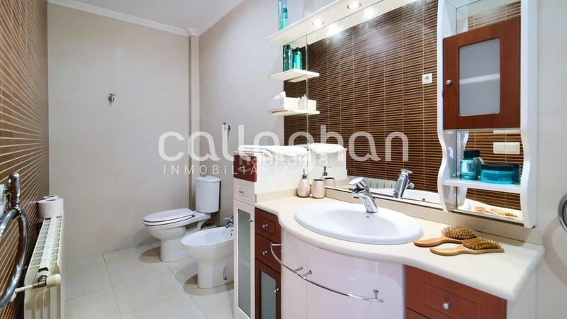 Foto 0707861f-b278-4440-8d52-725cb073c89b. Rent chalet with parking pool in Serra Foto 0707861f-b278-4440-8d52-725cb073c89b. Rent chalet with parking pool in Serra