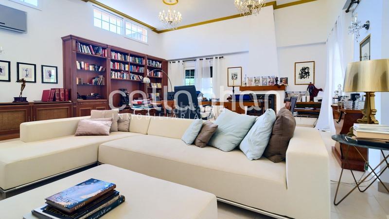 Foto 39a477e7-6c05-4ead-bc73-a4721660c344. Rent chalet with parking pool in Serra Foto 39a477e7-6c05-4ead-bc73-a4721660c344. Rent chalet with parking pool in Serra