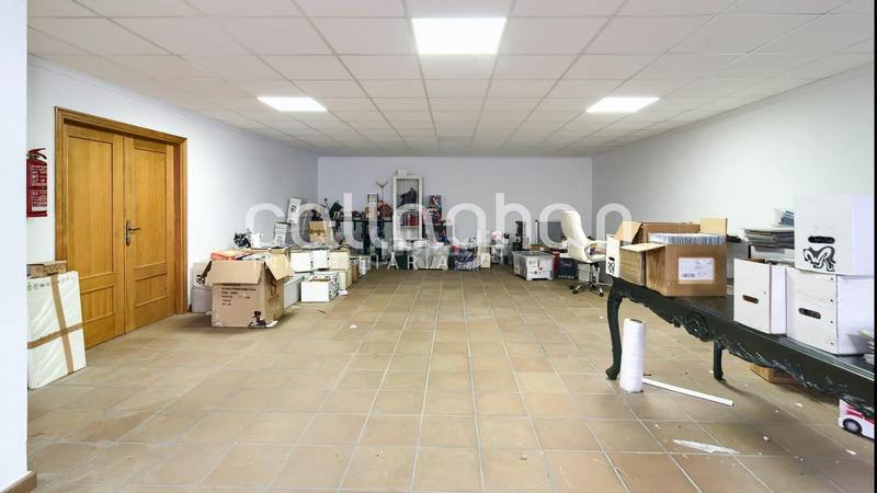 Foto 42f374cf-a1fe-4ce4-903f-87627dcd14bf. Rent chalet with parking pool in Serra Foto 42f374cf-a1fe-4ce4-903f-87627dcd14bf. Rent chalet with parking pool in Serra