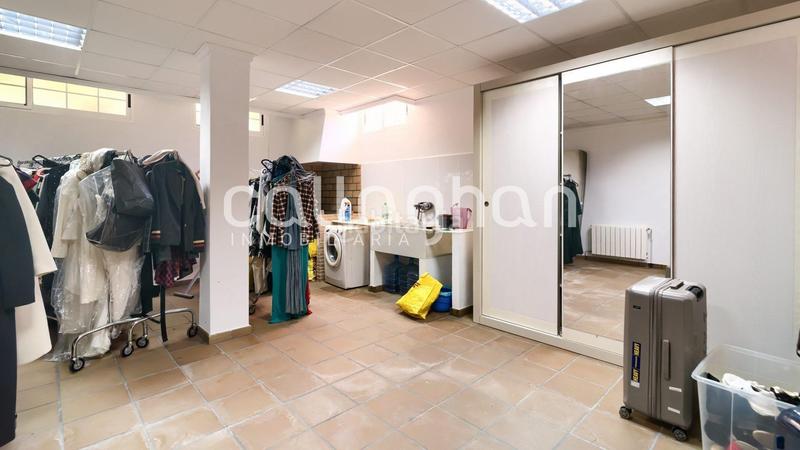 Foto 9a77541a-9b2f-41f9-8a24-766a7147df7a. Rent chalet with parking pool in Serra Foto 9a77541a-9b2f-41f9-8a24-766a7147df7a. Rent chalet with parking pool in Serra