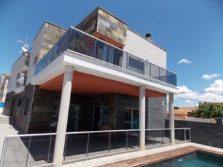 Alquiler Casa en Carrer lloret d´australia (del), 7. Alquiler temporada Alquiler Casa en Carrer lloret d´australia (del), 7. Alquiler temporada