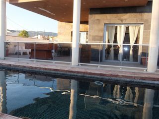 Alquiler Chalet en Carrer lloret de australia, 7. Alquiler villa con piscina Alquiler Chalet en Carrer lloret de australia, 7. Alquiler villa con piscina