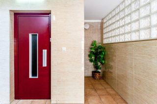 Pis Carrer roger de lluria. Amplio con balcon Pis Carrer roger de lluria. Amplio con balcon