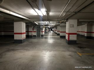 Lloguer Aparcament cotxe Avenida horta. Alquiler plaza garaje ed palau Lloguer Aparcament cotxe Avenida horta. Alquiler plaza garaje ed palau