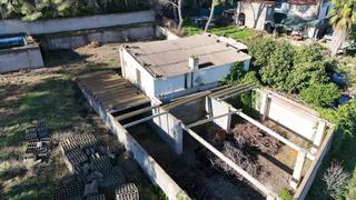 Chalet à Santa Bárbara. Caseta rustica para reformar con luz y agua en lliria Chalet à Santa Bárbara. Caseta rustica para reformar con luz y agua en lliria