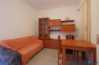 Etagenwohnung in Sants Etagenwohnung in Sants