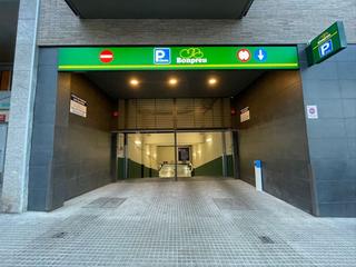 Car parking in Carrer tres d'abril 26 Car parking in Carrer tres d'abril 26