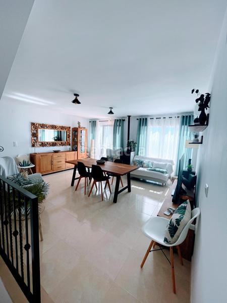 Foto 954c175f-e0fe-4a3f-abae-6e3ae09b4e47. Casa adossada amb calefacció aparcament piscina a Cullera Foto 954c175f-e0fe-4a3f-abae-6e3ae09b4e47. Casa adossada amb calefacció aparcament piscina a Cullera