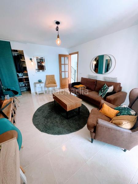 Foto fe620404-dd15-4d1e-87e9-939b4eb4e70a. Casa adossada amb calefacció aparcament piscina a Cullera Foto fe620404-dd15-4d1e-87e9-939b4eb4e70a. Casa adossada amb calefacció aparcament piscina a Cullera