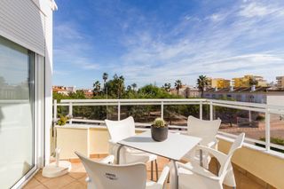 Attique Cuartel. Ático dúplex en playa de xeraco Attique Cuartel. Ático dúplex en playa de xeraco