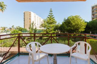 Apartamento en Valldigna, 12. Apartamento con vistas muy bonitas al jardín Apartamento en Valldigna, 12. Apartamento con vistas muy bonitas al jardín
