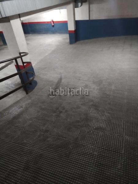 Foto b54994f0-2808-4ab2-b21d-8c5a950765b1. Aparcament cotxe a Altozano - Conde Lumiares Alicante Foto b54994f0-2808-4ab2-b21d-8c5a950765b1. Aparcament cotxe a Altozano - Conde Lumiares Alicante
