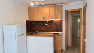 Rent Apartment Carrer cedres. Junto mercado can vidalet Rent Apartment Carrer cedres. Junto mercado can vidalet
