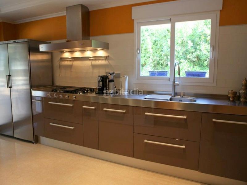 Foto 074010f2-28a4-4101-b819-78cbfdecc226. Rent chalet with heating pool in Altea hills Altea Foto 074010f2-28a4-4101-b819-78cbfdecc226. Rent chalet with heating pool in Altea hills Altea