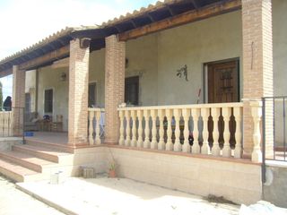 Chalet en Callosa de Segura. Chalet con piscina y 4000 m2 Chalet en Callosa de Segura. Chalet con piscina y 4000 m2