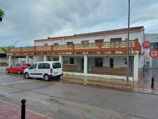 Pis a Domeño. Bar restaurante y piso en venta en la población de domeño Pis a Domeño. Bar restaurante y piso en venta en la población de domeño