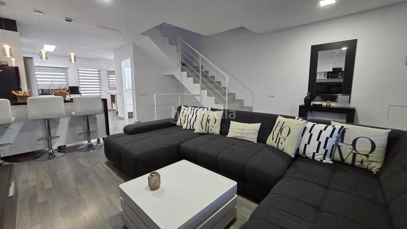 Foto a532ca08-d445-4257-99a8-e4bb0734b7b9. Casa con parcheggio in Las Fuentes-Los Cipreses Aspe Foto a532ca08-d445-4257-99a8-e4bb0734b7b9. Casa con parcheggio in Las Fuentes-Los Cipreses Aspe