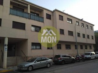 Flat in Villalonga. Piso en buen estado con garaje Flat in Villalonga. Piso en buen estado con garaje
