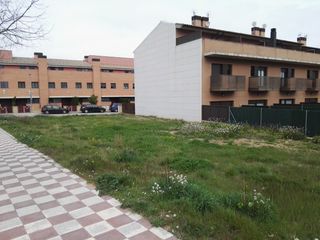 Solar urbano en Del càntir, 2. Solar esquinero en el centro Solar urbano en Del càntir, 2. Solar esquinero en el centro