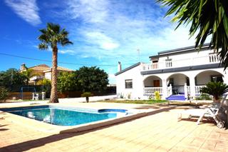 Lloguer Xalet a Jubalcoi. Oportunidad chalet urbano con piscina en la galia Lloguer Xalet a Jubalcoi. Oportunidad chalet urbano con piscina en la galia