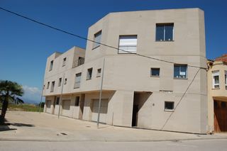 Promoción de tipologias Vivienda en venta LINYOLA Lleida Promoción de tipologias Vivienda en venta LINYOLA Lleida