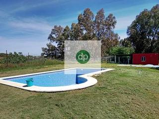 Xalet a Las Vaguadas. Ctra de valverde el manantío junto a palacitos Xalet a Las Vaguadas. Ctra de valverde el manantío junto a palacitos