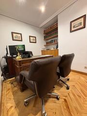 Lloguer Oficina a Nueva España. A pocos minutos de la estación de cuzco. Lloguer Oficina a Nueva España. A pocos minutos de la estación de cuzco.