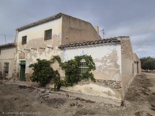 Bauernhof in Tobarra. Casa pareada en cordovillatobarra, con parcela 700m2 Bauernhof in Tobarra. Casa pareada en cordovillatobarra, con parcela 700m2