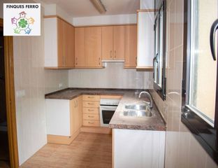Casa a schiera in Carretera la serra. Casa adosada en venta en la baronia de rialb (lleida) Casa a schiera in Carretera la serra. Casa adosada en venta en la baronia de rialb (lleida)