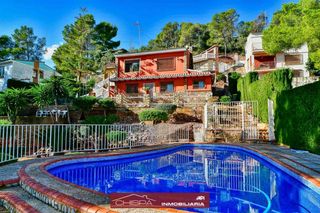 Chalet En plena naturaleza. Precioso chalet con vistas Chalet En plena naturaleza. Precioso chalet con vistas