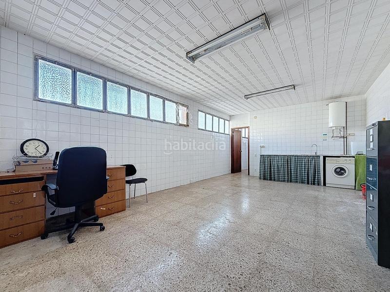 Foto 6c5ffb37-9d01-45af-a4ab-dd29981b7c6e. Fabrikhalle in Biar Foto 6c5ffb37-9d01-45af-a4ab-dd29981b7c6e. Fabrikhalle in Biar